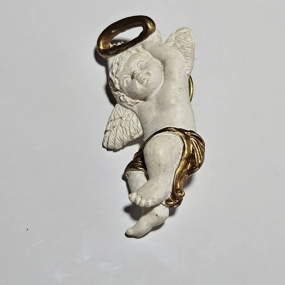 Vintage White And Gold Colored Cherub Brooch Pin Angel